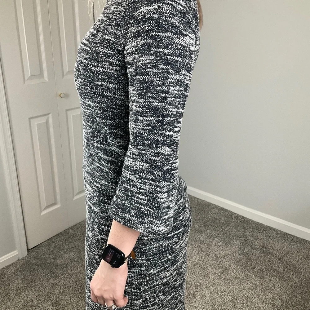 Banana Republic Dress - Picture 2 of 4